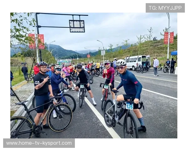 自行车爬坡王者挑战赛创下队史最快记录